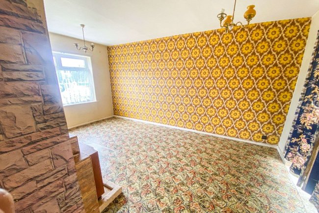 7 School Lane, Illingworth, Halifax, West Yorkshire, HX2 9SG 7