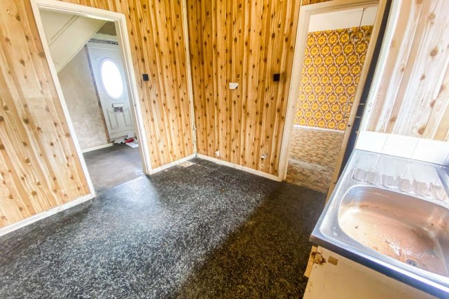 7 School Lane, Illingworth, Halifax, West Yorkshire, HX2 9SG 7