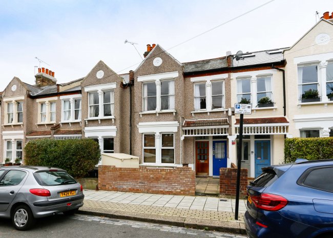 41/41A Trentham Street, Southfields London SW18 5AS
 1