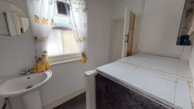 41/41A Trentham Street, Southfields London SW18 5AS
 1