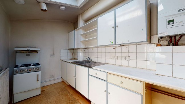 Flat 6, 85 Oakley Street, Chelsea, London SW3 5NP 2