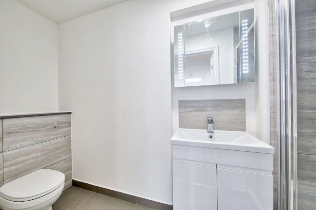 Ground Floor Rear Flat, 67 Webbs Road, Clapham, London SW11 6SD
 2