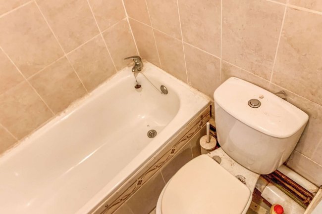 65 Linchfield, High Wycombe, Buckinghamshire HP13 7QH 3