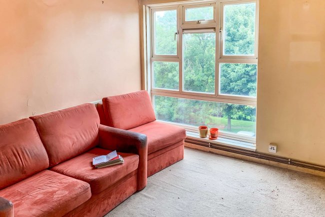 65 Linchfield, High Wycombe, Buckinghamshire HP13 7QH 3