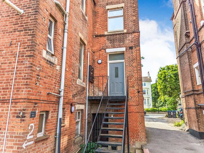 Flat 4, James Court, 281 Church Road, Crystal Palace, London SE19 2QQ 4