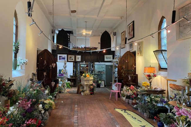 Former St Martin’s Church, Mockbeggar Lane, Ibsley, Ringwood, Hampshire BH24 3PP
 6