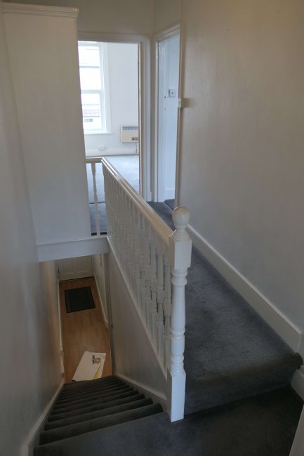 14 Holly Road, Hampton Hill, Middlesex, TW12 1QF 8