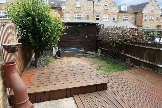 14 Holly Road, Hampton Hill, Middlesex, TW12 1QF 8