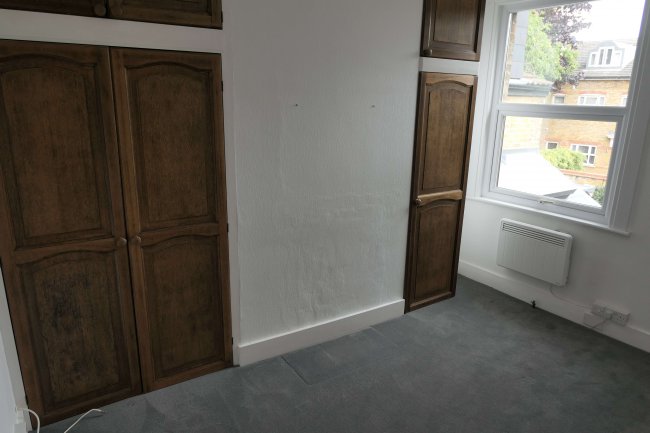 14 Holly Road, Hampton Hill, Middlesex, TW12 1QF 8