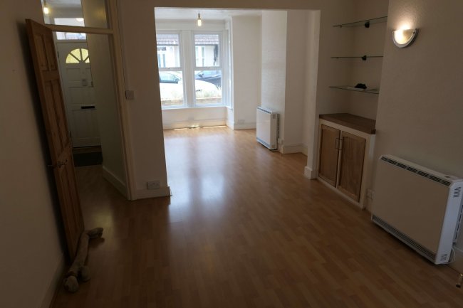 14 Holly Road, Hampton Hill, Middlesex, TW12 1QF 8