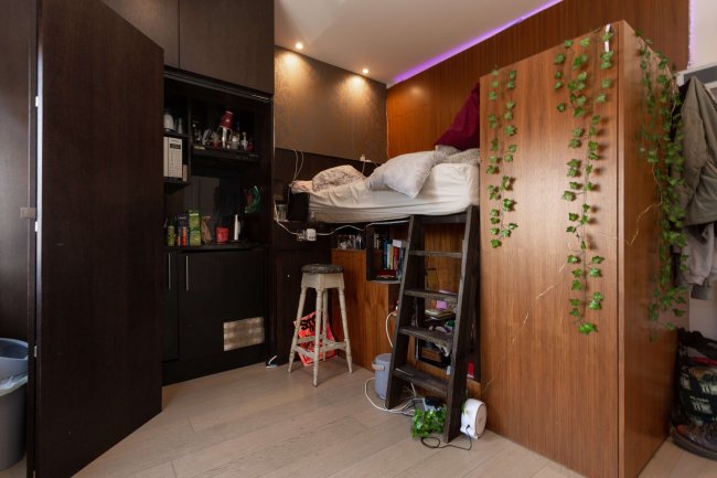 11 Dennington Park Road, West Hampstead, London, NW6 1BB
 6