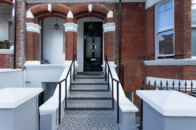 11 Dennington Park Road, West Hampstead, London, NW6 1BB
 6