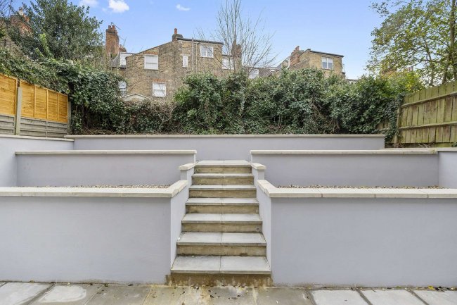 11 Dennington Park Road, West Hampstead, London, NW6 1BB
 6