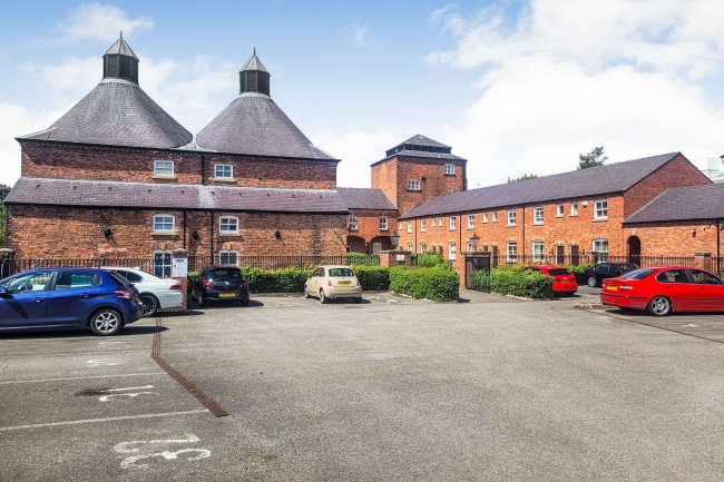 1-40 Y Werddon, Brewery Place, Pentre Felin, Wrexham, Clwyd, Wales LL13 7LT 6