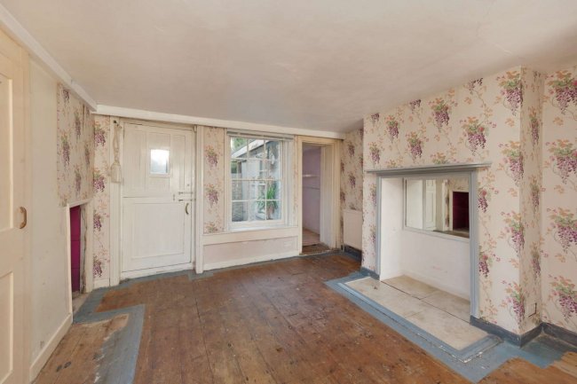 11 Stone Road, Broadstairs, Kent CT10 1DY 4