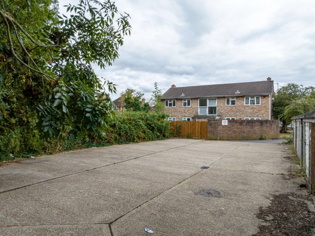 Garages rear of 13-15 Cornfield Close, Uxbridge Middlesex UB8 2BU 4