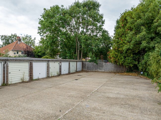 Garages rear of 13-15 Cornfield Close, Uxbridge Middlesex UB8 2BU 4