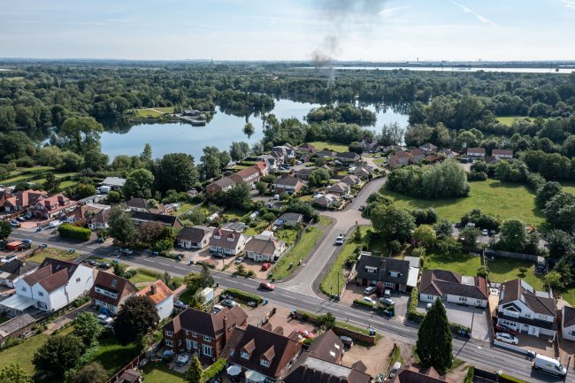 Land East of Welley Road, Wraysbury, Staines, Middlesesx TW19 5DJ 3