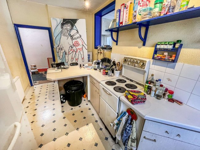 49a Clifford Road, South Norwood, London, SE25 5JS 3