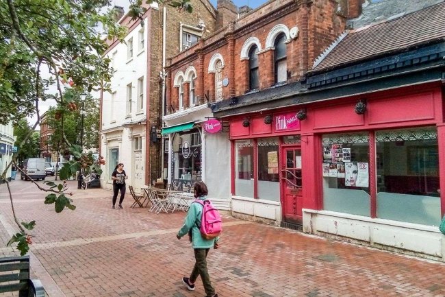 1 Sheep Street, Rugby, Warwickshire, CV21 3BU
 10