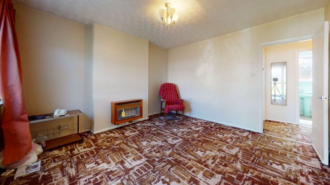 56 Holtwhites Hill, Enfield, Middlesex, EN2 0RX 5