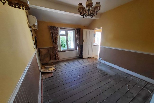 406 & 406a Westborough Road, Westcliff-on-Sea, Essex, SS0 9TH
 10