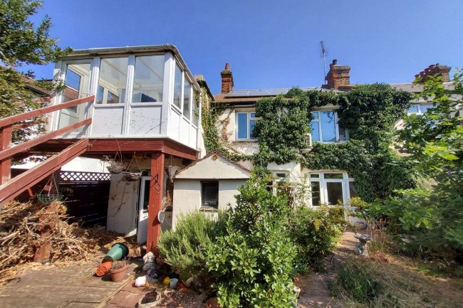 406 & 406a Westborough Road, Westcliff-on-Sea, Essex, SS0 9TH
 10