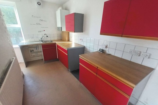 Flats 1-3, 34 Bold Street, Fleetwood, Lancashire, FY7 6HL
 4