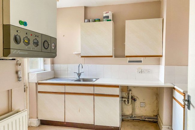 Flats 1 - 3, 38 Bold Street, Fleetwood, Lancashire, FY7 6HL
 5