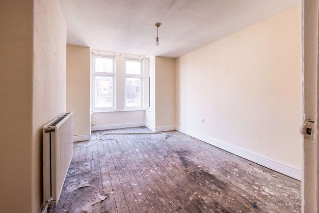 Flats A & B, 20 Conway Drive, Leeds, West Yorkshire, LS8 5JG
 9