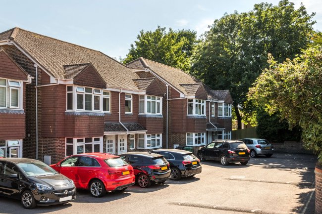 1, 2, 3 ,4, 7, 8, 9 and 10 Spears Walk, Brighton, West Sussex, BN2 6PN
 4