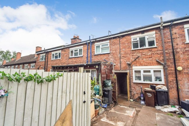 23 Hunderton Avenue, Hereford, HR2 7AB
 3