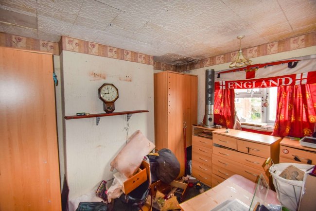 23 Hunderton Avenue, Hereford, HR2 7AB
 3