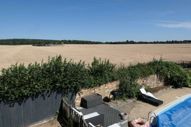 1 Orchard Cottages, Bottle Lane, Littlewick Green, Maidenhead, Berkshire, SL6 3SB
 1