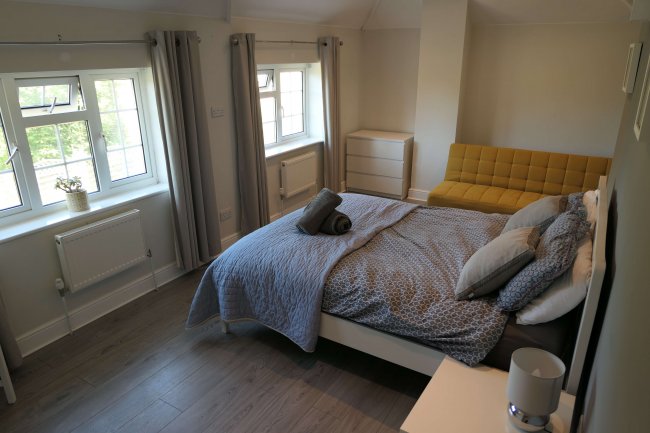 1 Orchard Cottages, Bottle Lane, Littlewick Green, Maidenhead, Berkshire, SL6 3SB
 1