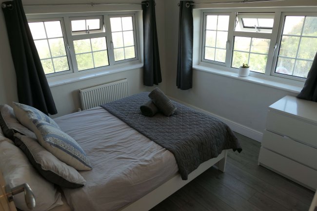 1 Orchard Cottages, Bottle Lane, Littlewick Green, Maidenhead, Berkshire, SL6 3SB
 1