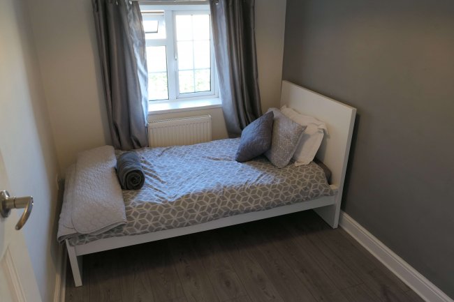 1 Orchard Cottages, Bottle Lane, Littlewick Green, Maidenhead, Berkshire, SL6 3SB
 1