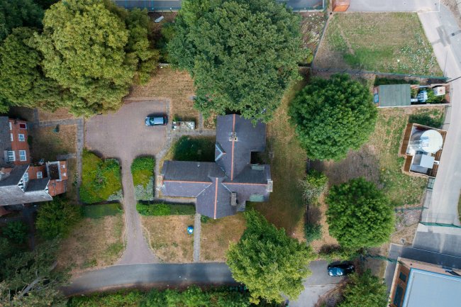 9 The Drive, Countesthorpe, Leicester, LE8 5PB
 5