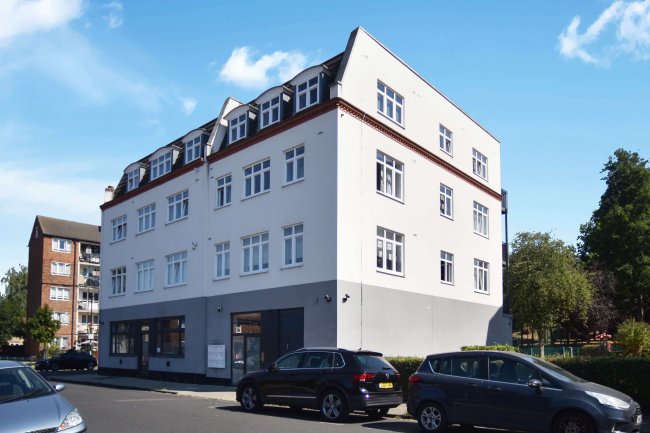 Ground Floor & Basement, 7 Heather Close, London SW8 3BS
 10