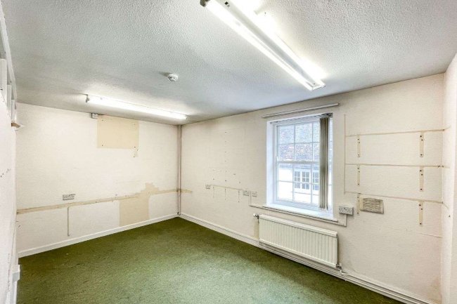 61 Cheap Street, Sherborne, Dorset DT9 3BB 10