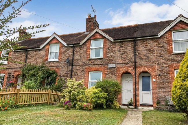 2 Chapel Cottages, Maynards Green, Heathfield, East Sussex TN21 0DD
 8