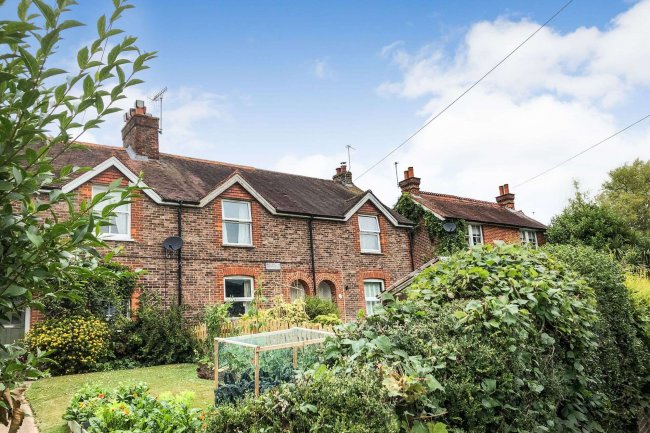 2 Chapel Cottages, Maynards Green, Heathfield, East Sussex TN21 0DD
 8