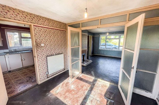 15 Cellar Hill, Lynsted, Kent ME9 9QY
 2