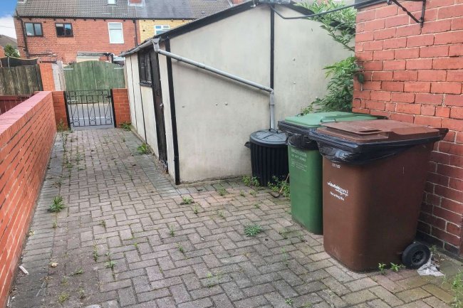 22 King Street, Castleford, West Yorkshire WF10 4NY
 10