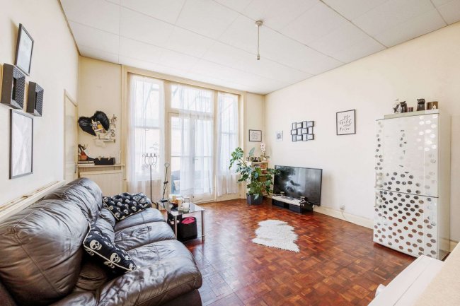 1 Corfton Road, Ealing, London W5 2HP
 7