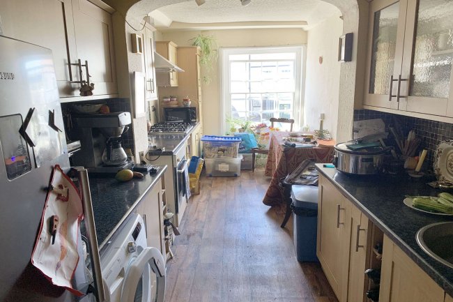 13 South Street, Leominster, Herefordshire, HR6 8JA
 4