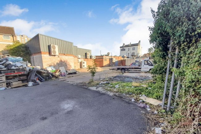 Land rear of 518 Hertford Road, Enfield EN3 5SS
 9