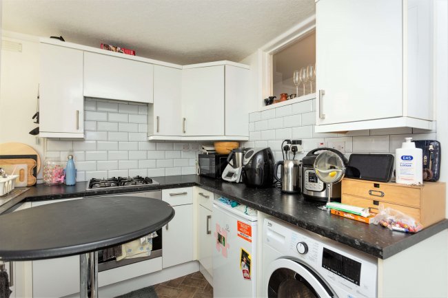 176 Wellfield Road, Streatham, London SW16 2BU
 2