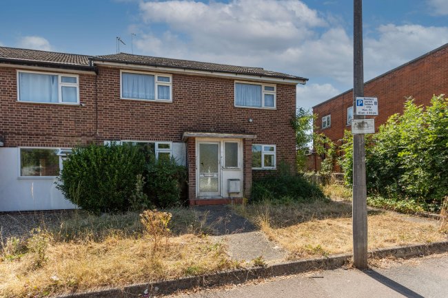 36A Station Way, Buckhurst Hill, Essex, IG9 6LN
 7