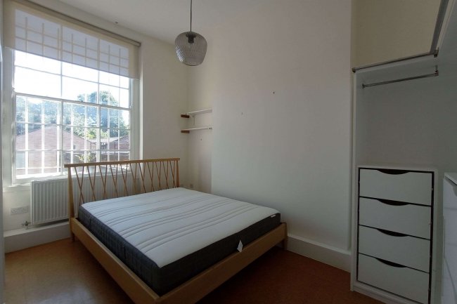 19a Wolsey Mews, Kentish Town, London NW5 2DX 
 6